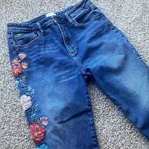 DRIFTWOOD Ladies MEG Straight Leg Jeans with Floral Embroidery Down Right Leg 27